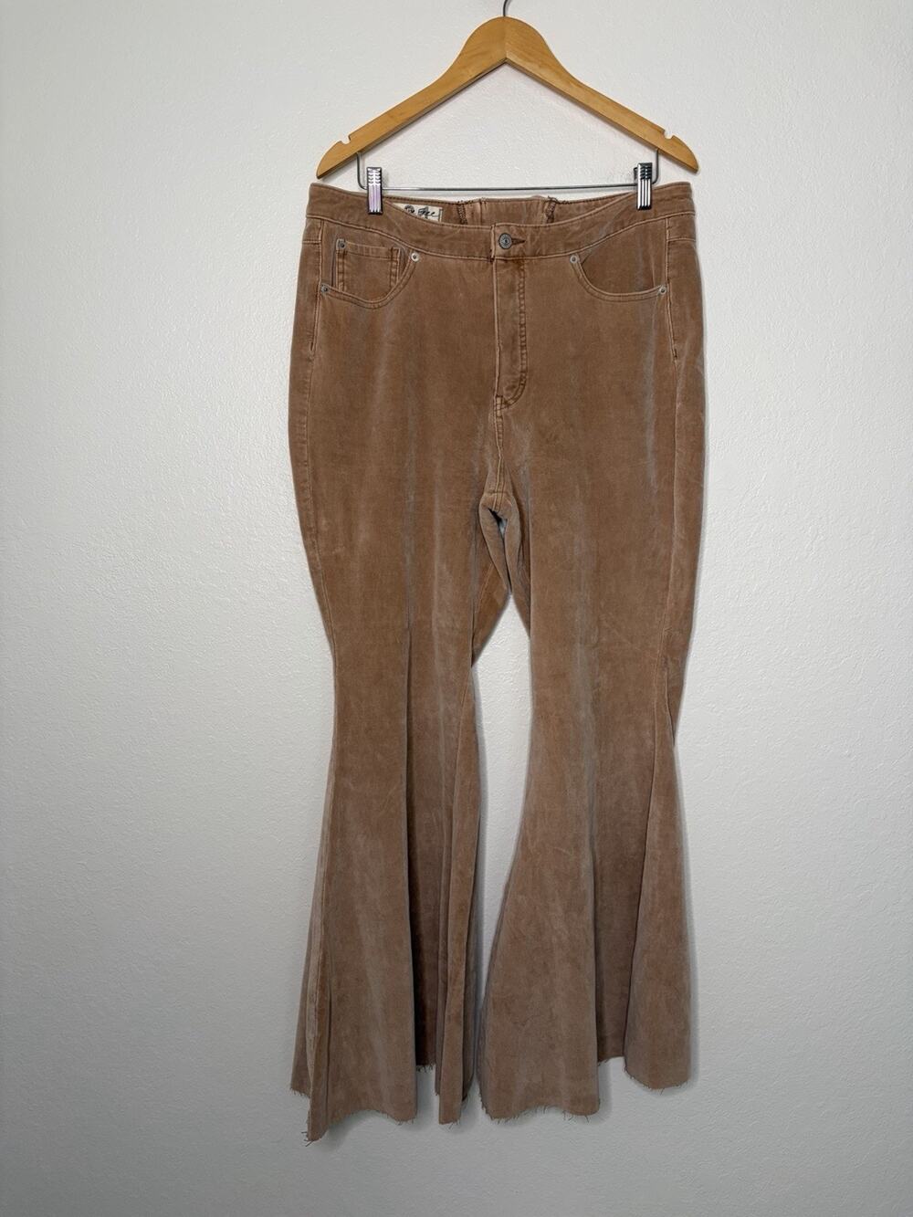 We The Free Crvy Super High Rise Lace Up Flare Cord Jeans in Tan Size 34